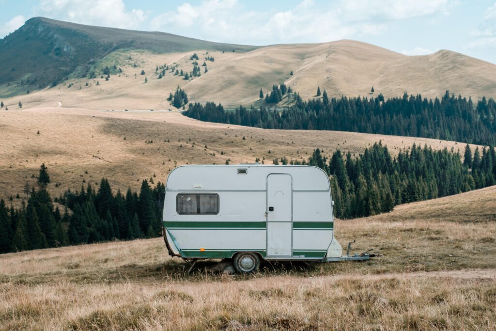 Caravan kopen in Brabant - De Vossenhoek showroom met diverse caravanmodellen
