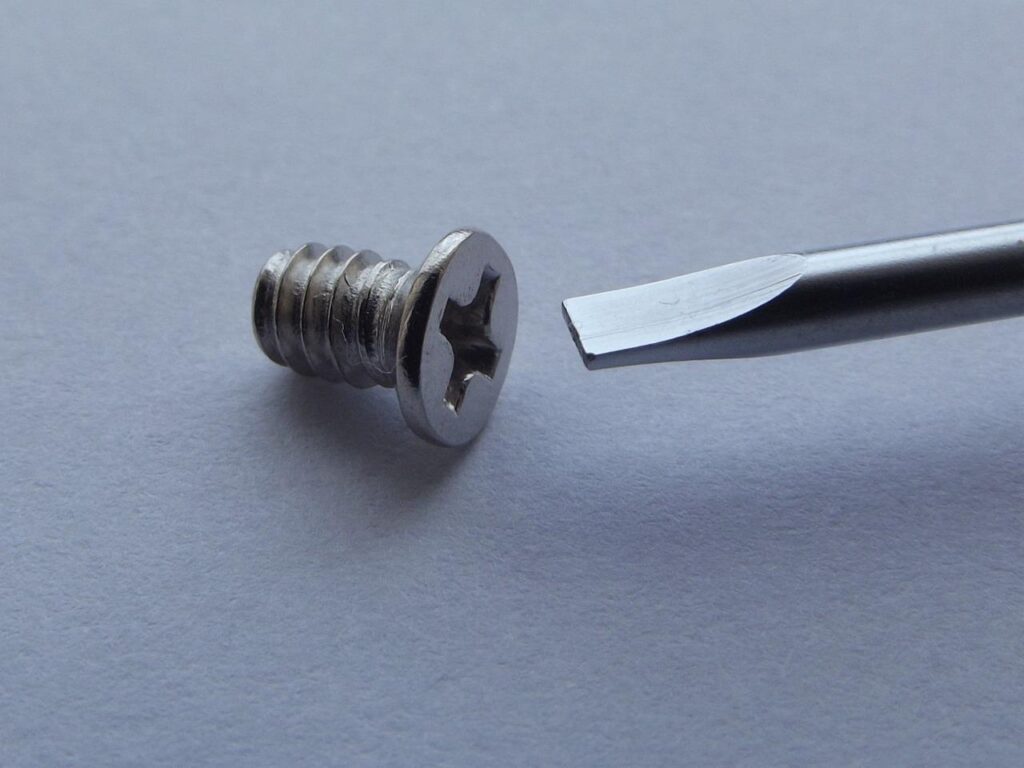 Verschillende schroeftypen en bevestigingsmaterialen om de juiste schroef te selecteren voor je project